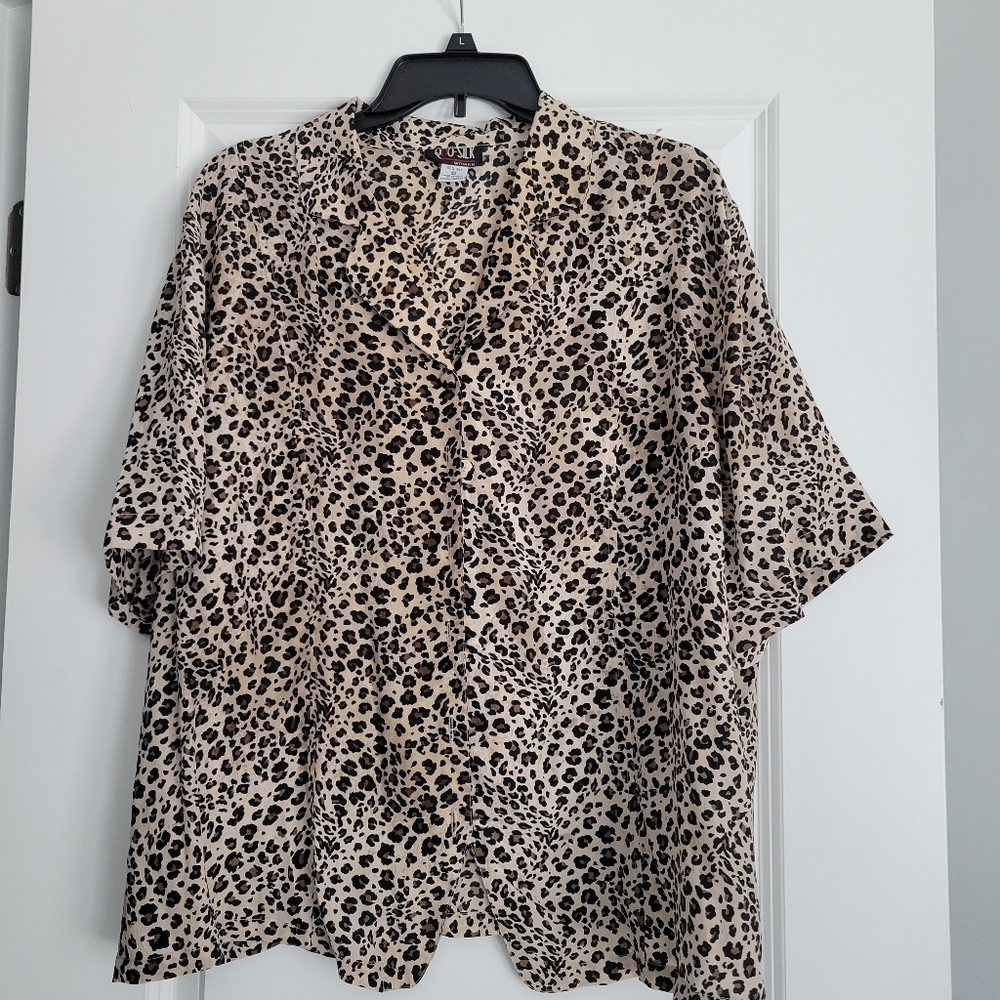 Quo-Silk Animal Print Button Down Short Sleece Shirt Blouse Women's Size 2xl